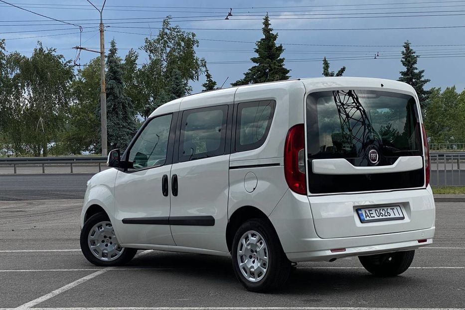 Продам Fiat Doblo пасс. 2017 года в Днепре