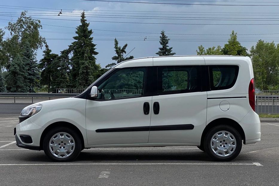 Продам Fiat Doblo пасс. 2017 года в Днепре