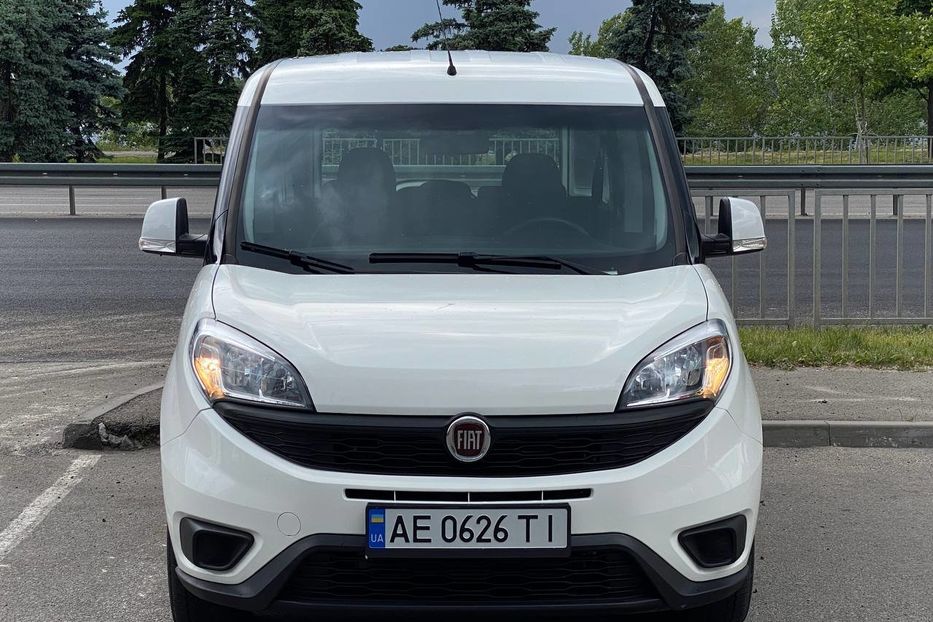 Продам Fiat Doblo пасс. 2017 года в Днепре