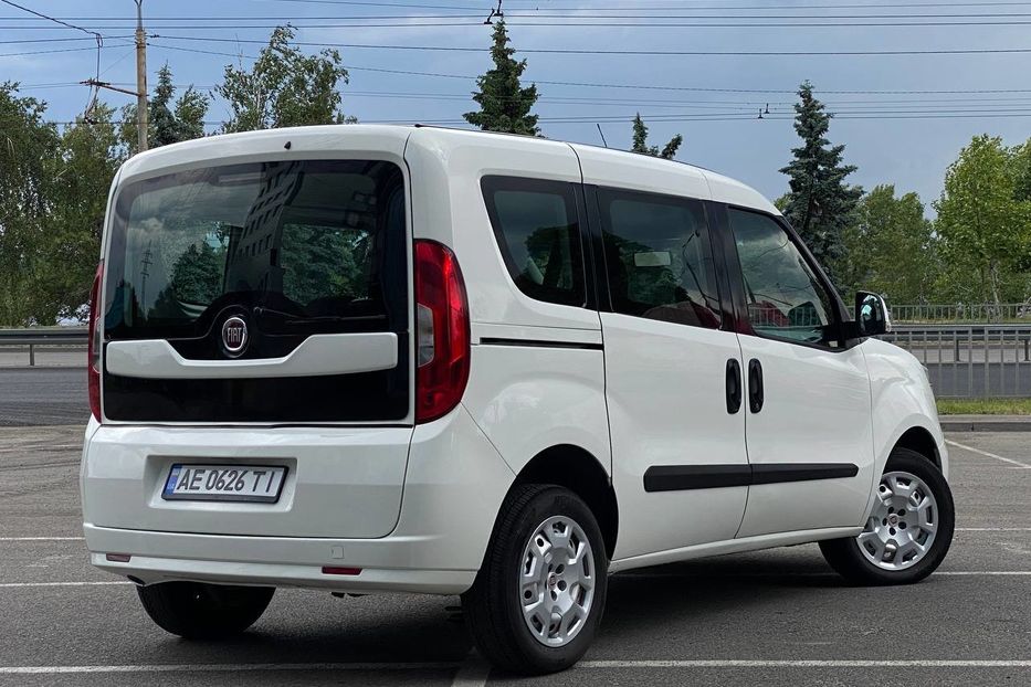 Продам Fiat Doblo пасс. 2017 года в Днепре