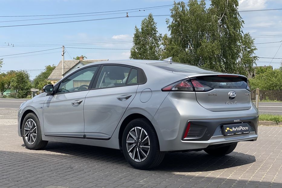 Продам Hyundai Ioniq 2020 года в Луцке