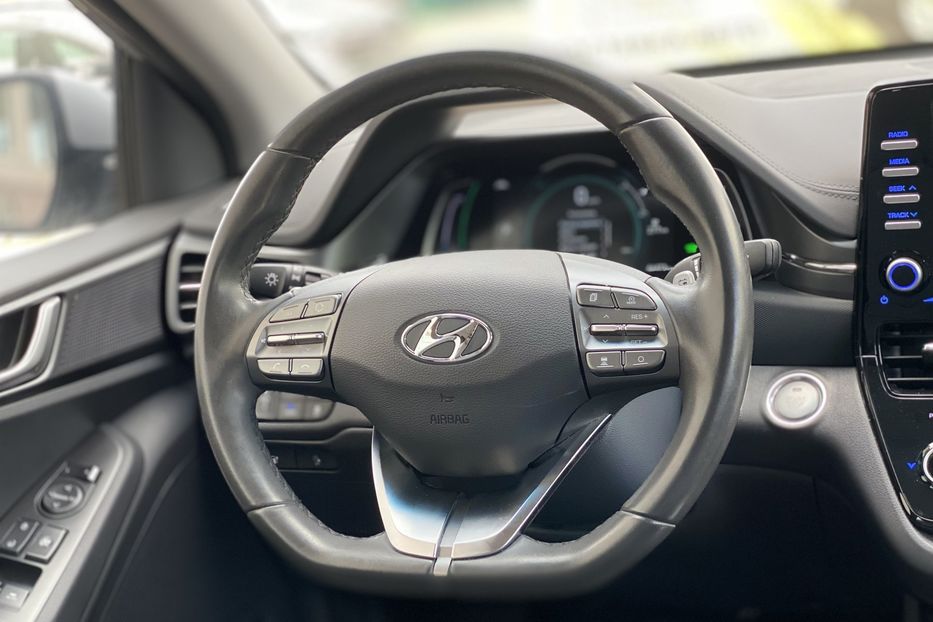 Продам Hyundai Ioniq 2020 года в Луцке