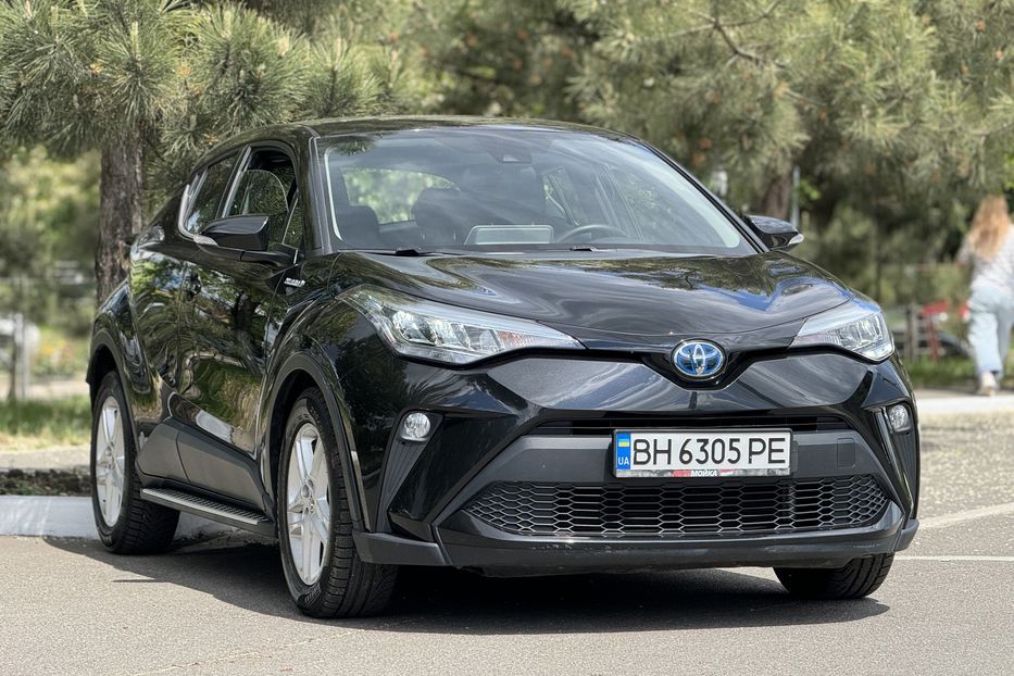 Продам Toyota C-HR Hybride  2021 года в Одессе