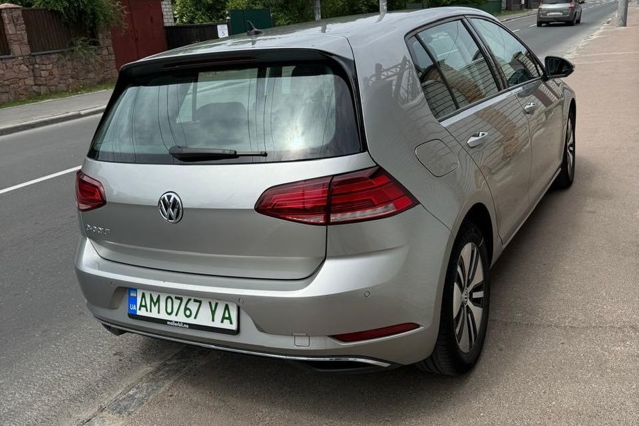 Продам Volkswagen e-Golf 36kWh 2020 года в Житомире