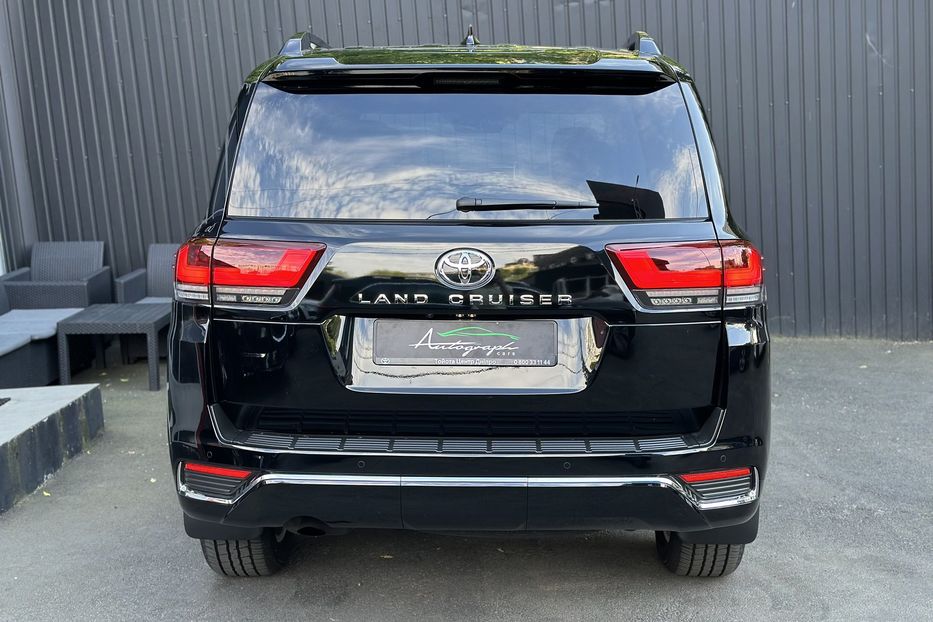 Продам Toyota Land Cruiser 300 Premium 2023 года в Киеве