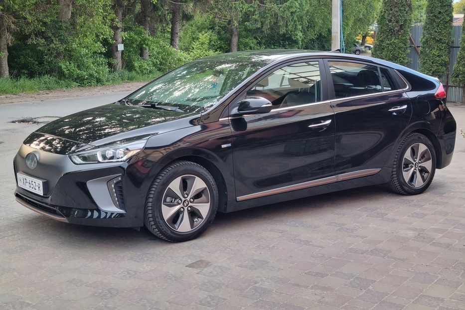 Продам Hyundai Ioniq 28kw FULL PREMIUM +  SOH100% 2019 года в Тернополе