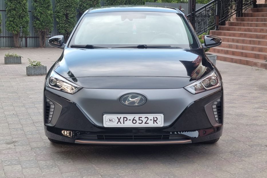 Продам Hyundai Ioniq 28kw FULL PREMIUM +  SOH100% 2019 года в Тернополе