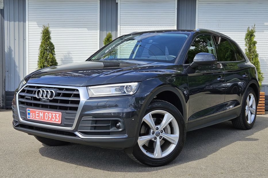 Продам Audi Q5 2.0 TDI 2017 года в Киеве