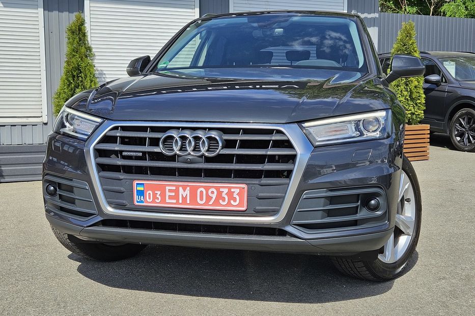 Продам Audi Q5 2.0 TDI 2017 года в Киеве