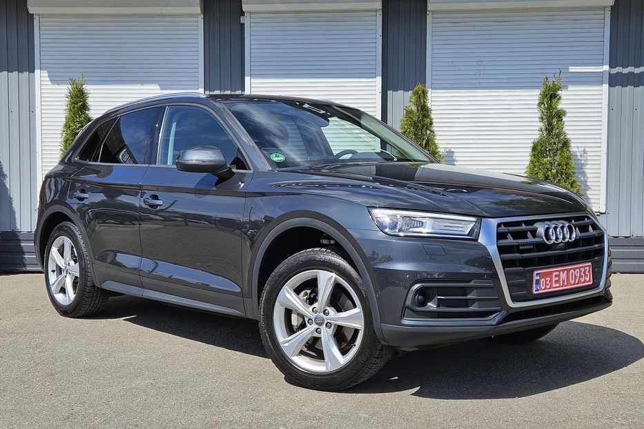 Продам Audi Q5 2.0 TDI 2017 года в Киеве