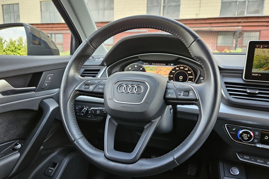 Продам Audi Q5 2.0 TDI 2017 года в Киеве