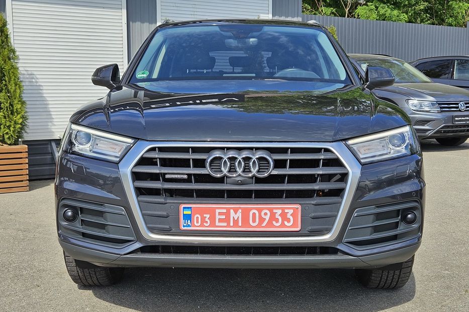 Продам Audi Q5 2.0 TDI 2017 года в Киеве