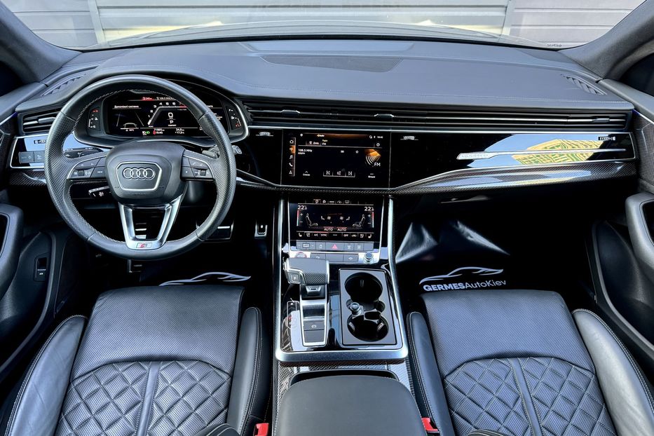 Продам Audi Q8 4.0 TFSI Quattro 2020 года в Киеве