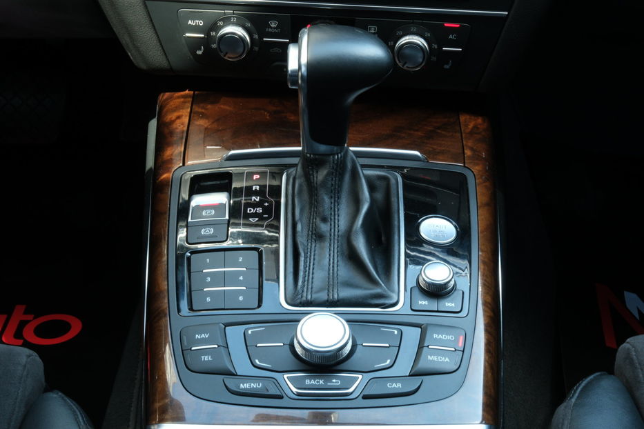Продам Audi A6 2013 года в Одессе