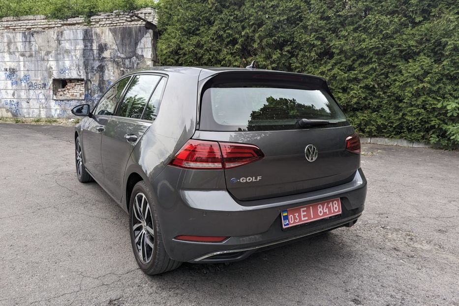 Продам Volkswagen e-Golf CCS NAVI KLIMA LED  2019 года в Львове