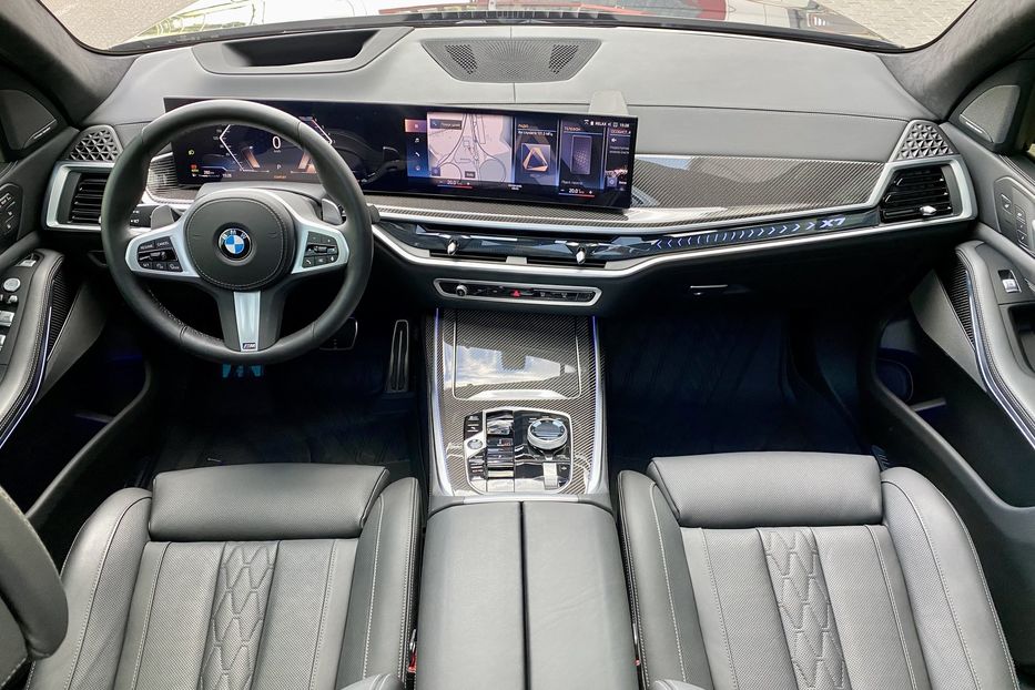 Продам BMW X7 40D 2023 года в Киеве