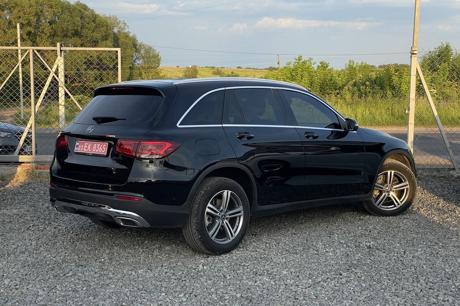 Продам Mercedes-Benz GLC-Class 2.0 180квт 9-G tronic 2021 года в Львове