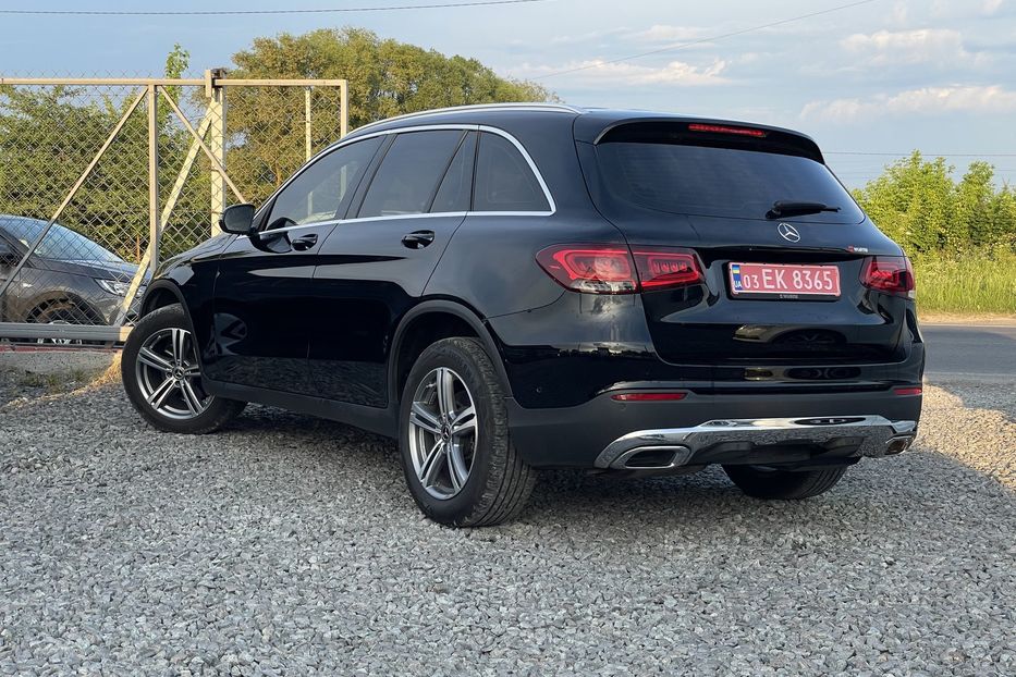 Продам Mercedes-Benz GLC-Class 2.0 180квт 9-G tronic 2021 года в Львове