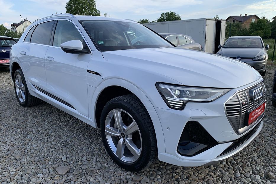 Продам Audi E-Tron 55 S-Line Full LED 2021 года в Львове