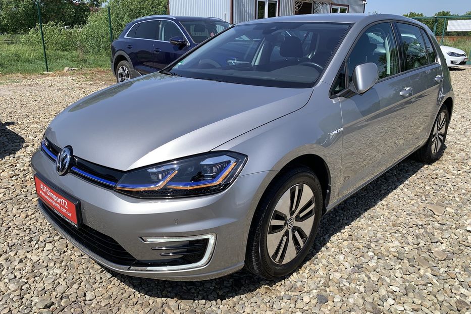 Продам Volkswagen e-Golf Камера,Круїз,Мертвізони+Колеса 2020 года в Львове