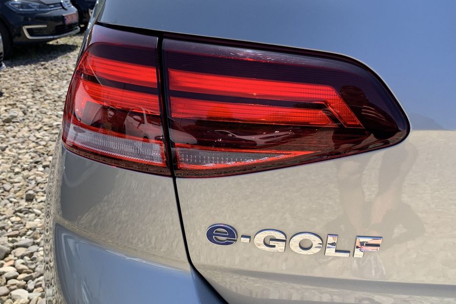 Продам Volkswagen e-Golf Камера,Круїз,Мертвізони+Колеса 2020 года в Львове