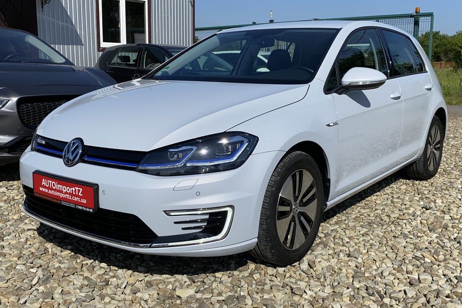 Продам Volkswagen e-Golf 35.8 kWh 100кВт/136 к.с.КОЛЕСА 2019 года в Львове