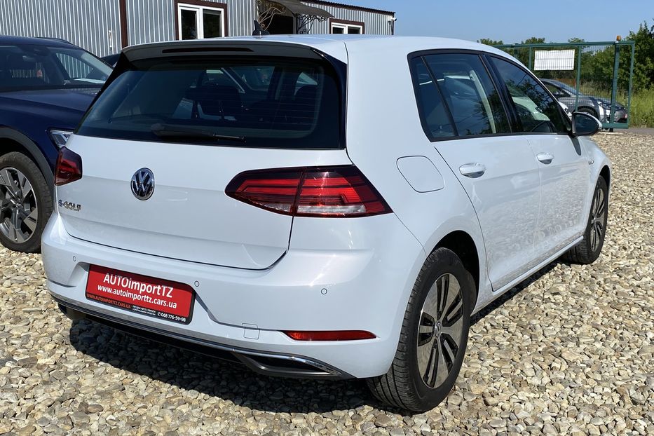 Продам Volkswagen e-Golf 35.8 kWh 100кВт/136 к.с.КОЛЕСА 2019 года в Львове