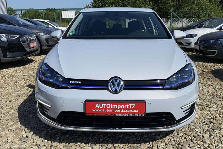 Продам Volkswagen e-Golf 35.8 kWh 100кВт/136 к.с.КОЛЕСА 2019 года в Львове