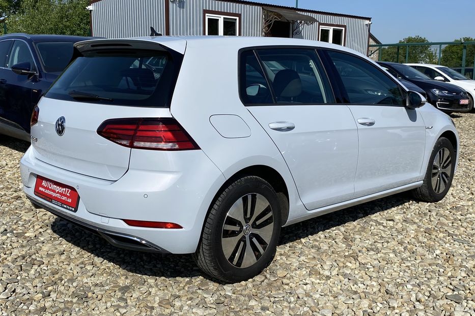 Продам Volkswagen e-Golf 35.8 kWh 100кВт/136 к.с.КОЛЕСА 2019 года в Львове