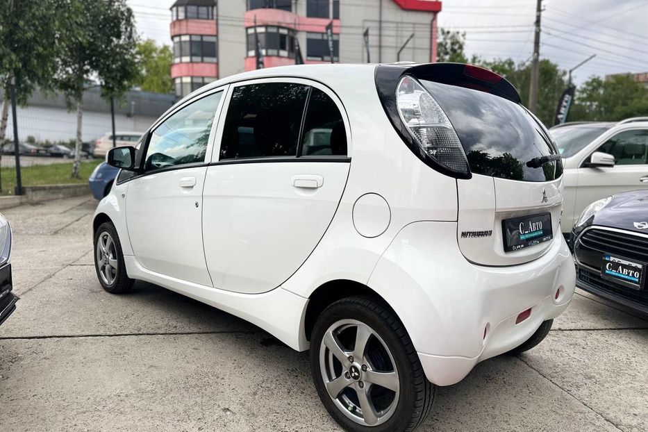 Продам Mitsubishi i-MiEV 2011 года в Черновцах