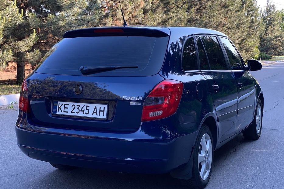 Продам Skoda Fabia 2011 года в Днепре