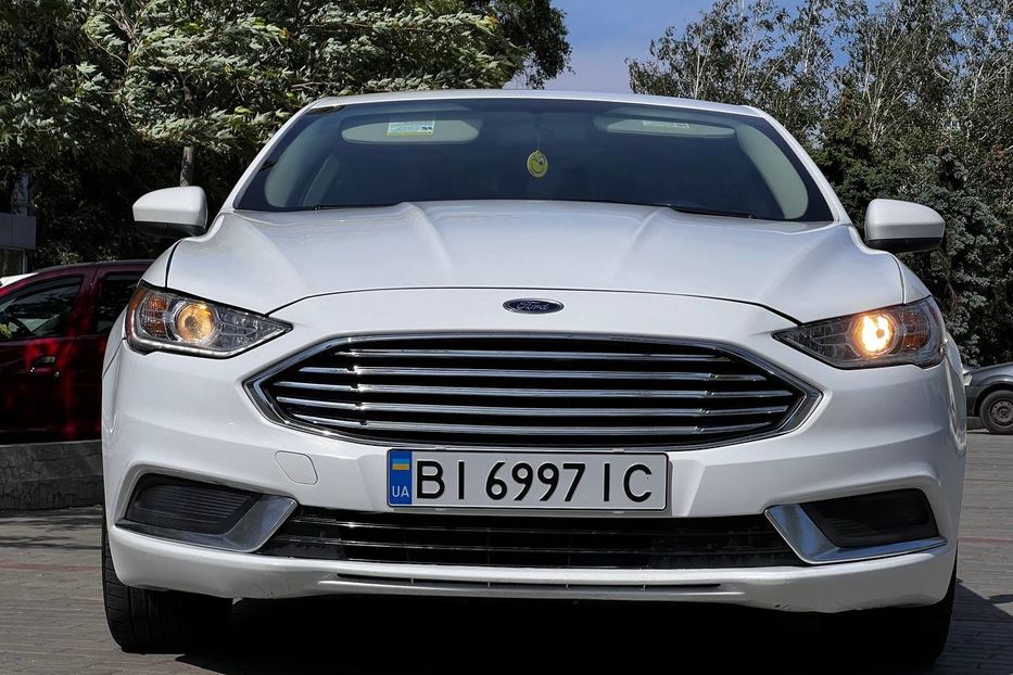 Продам Ford Fusion Гибрид 2018 года в Днепре