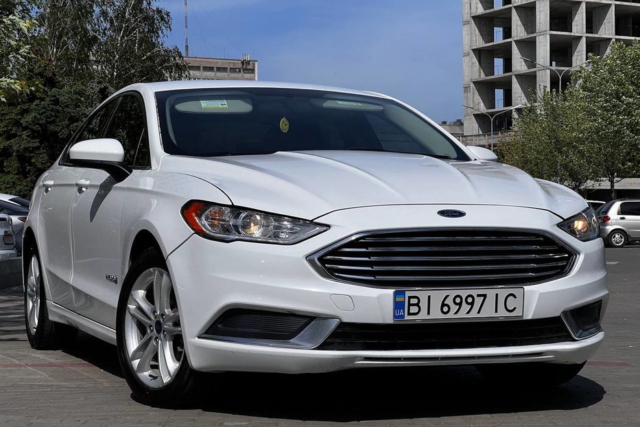 Продам Ford Fusion Гибрид 2018 года в Днепре