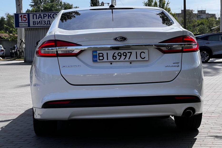 Продам Ford Fusion Гибрид 2018 года в Днепре