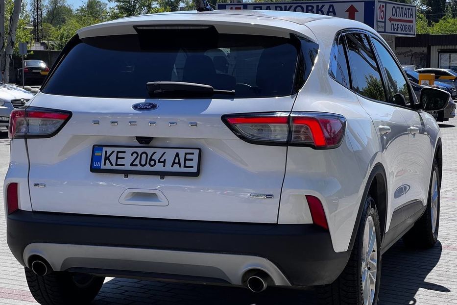 Продам Ford Escape 2019 года в Днепре