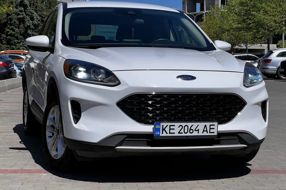 Продам Ford Escape 2019 года в Днепре