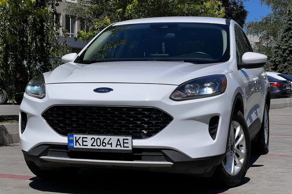 Продам Ford Escape 2019 года в Днепре