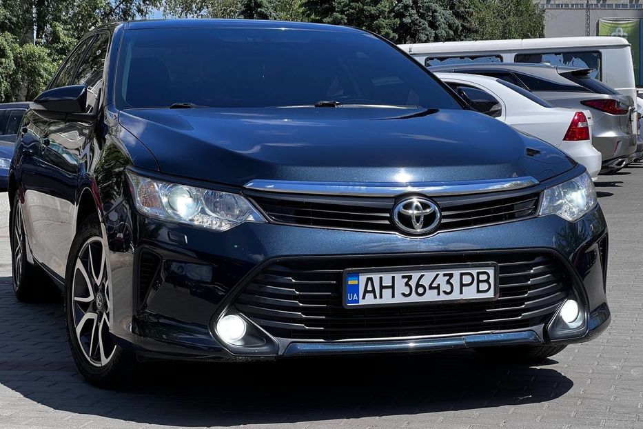 Продам Toyota Camry 2017 года в Днепре