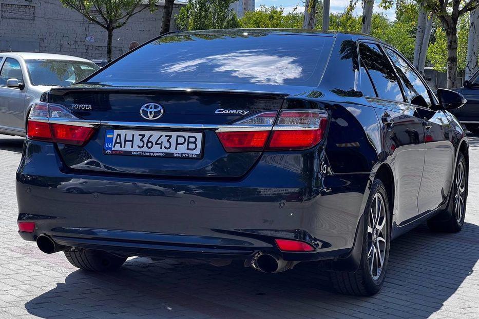 Продам Toyota Camry 2017 года в Днепре