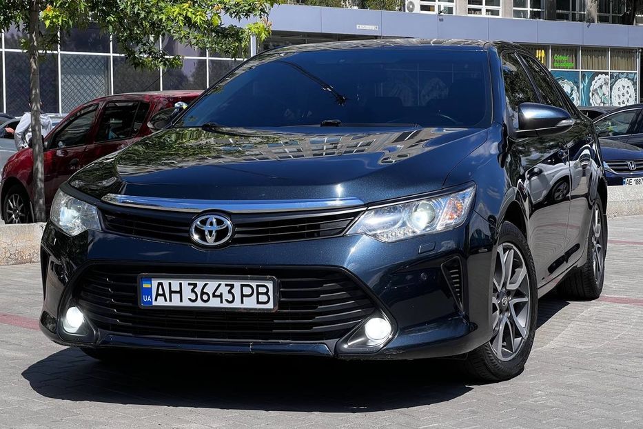 Продам Toyota Camry 2017 года в Днепре