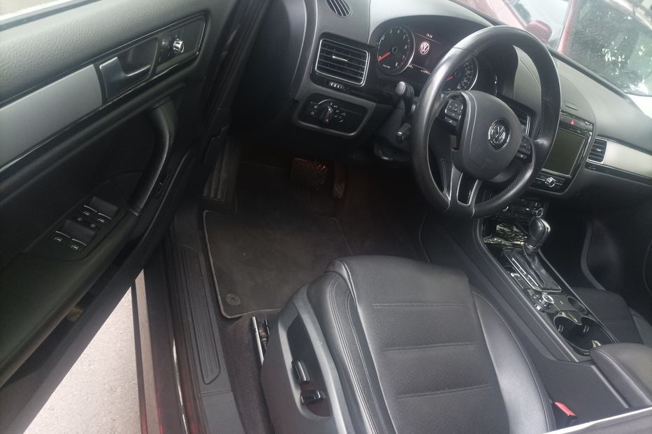 Продам Volkswagen Touareg максимал 2011 года в Одессе