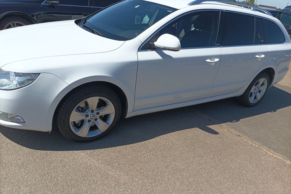 Продам Skoda Superb максимал 2011 года в Одессе