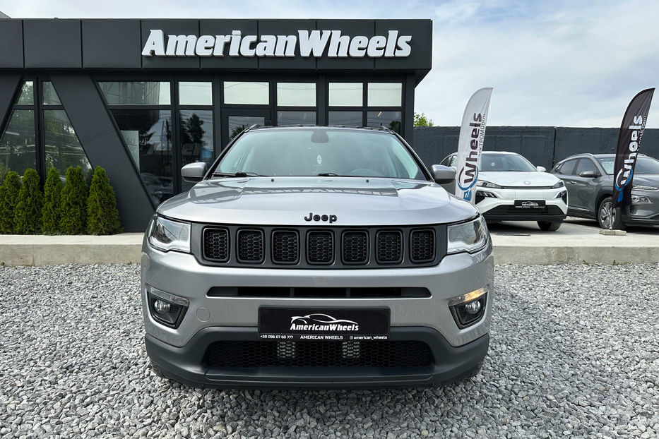 Продам Jeep Compass Latitude 2018 года в Черновцах