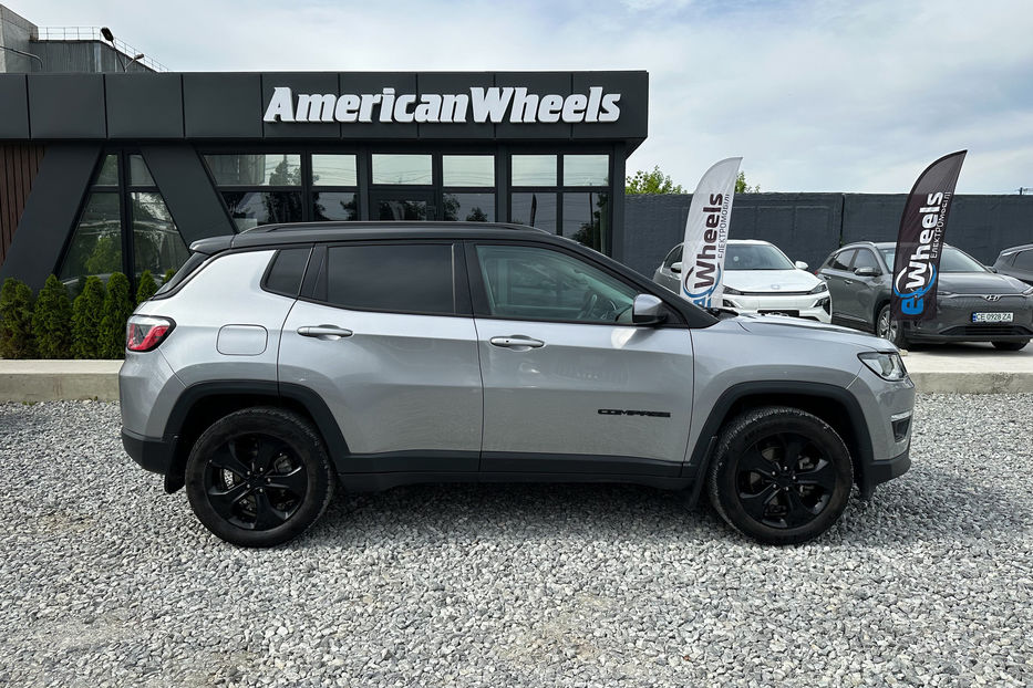 Продам Jeep Compass Latitude 2018 года в Черновцах