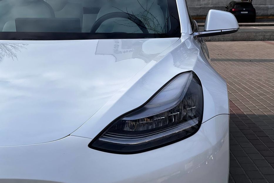 Продам Tesla Model 3 2019 года в Днепре