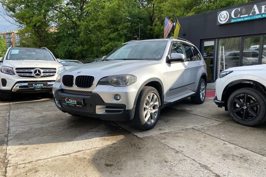 Продам BMW X5 2010 года в Черновцах