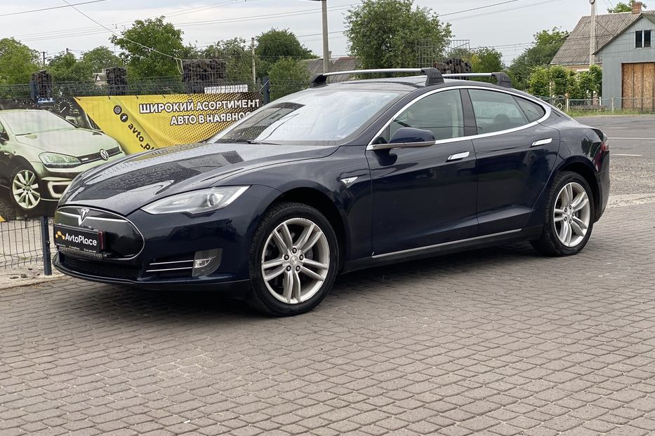 Продам Tesla Model S Performance 2013 года в Луцке