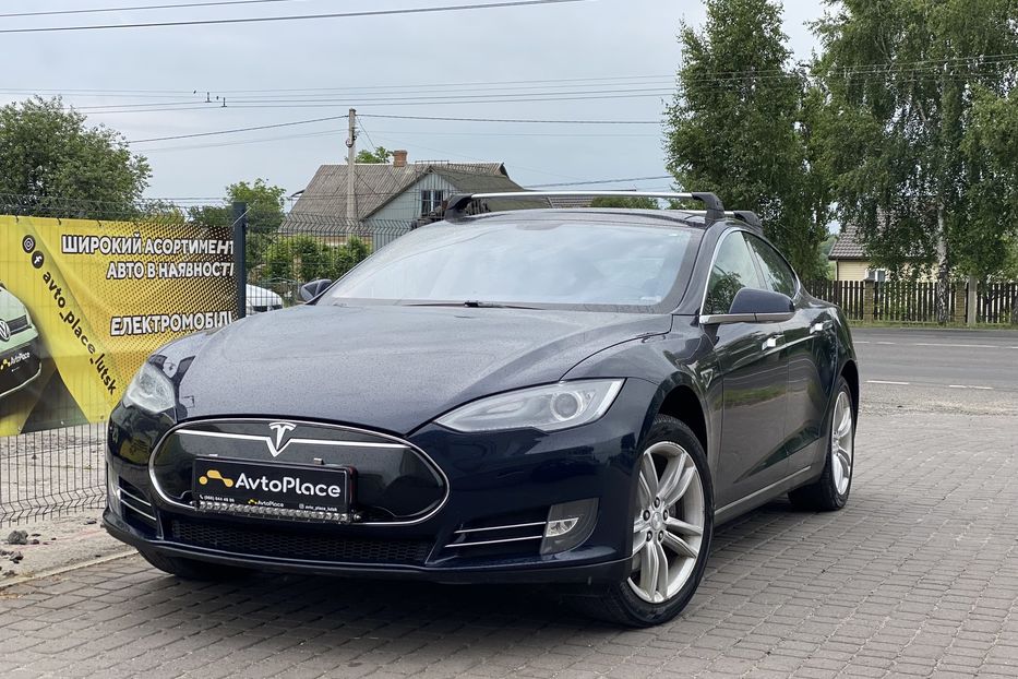 Продам Tesla Model S Performance 2013 года в Луцке