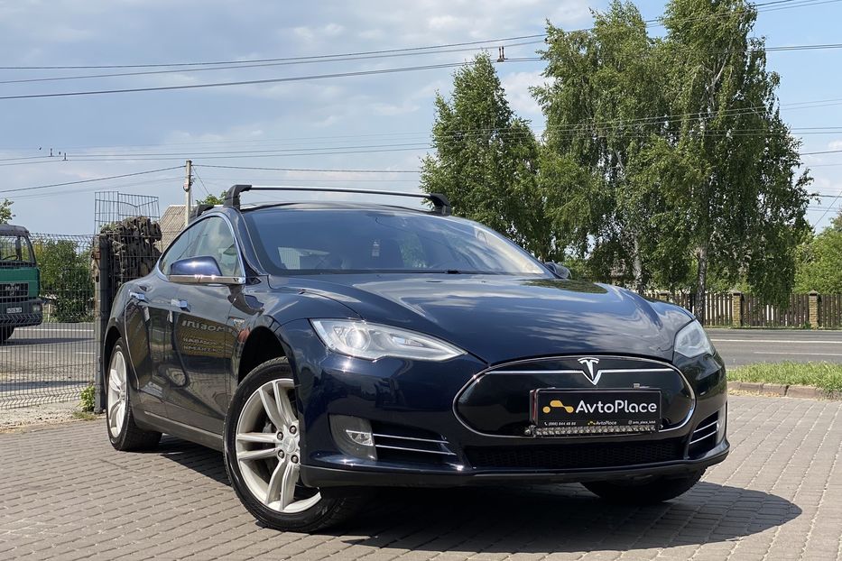 Продам Tesla Model S Performance 2013 года в Луцке