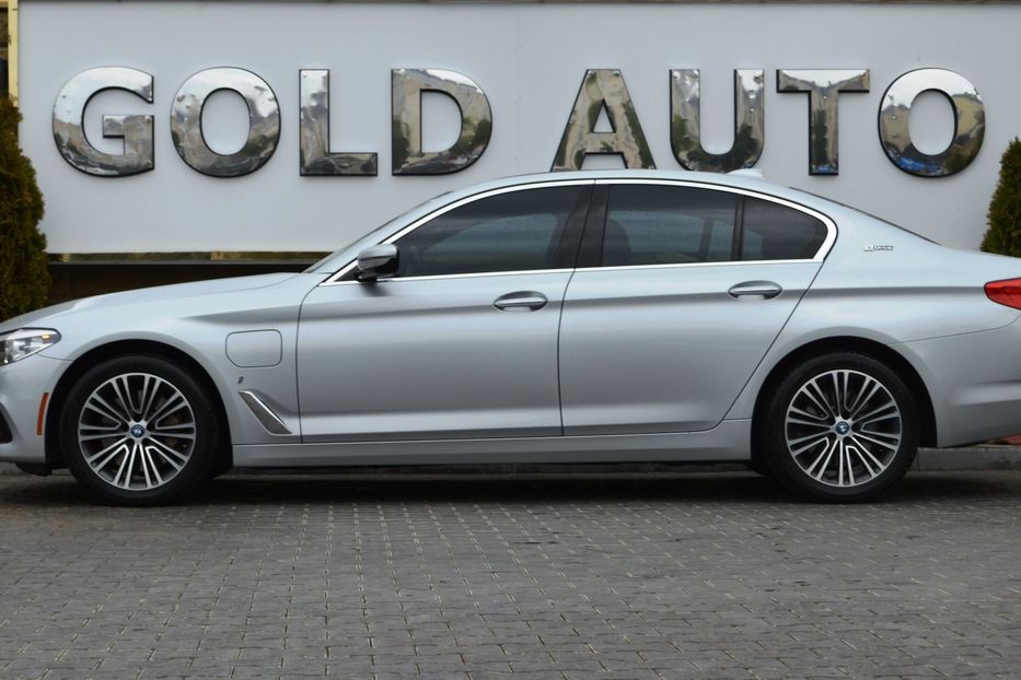 Продам BMW 530 е 2018 года в Одессе